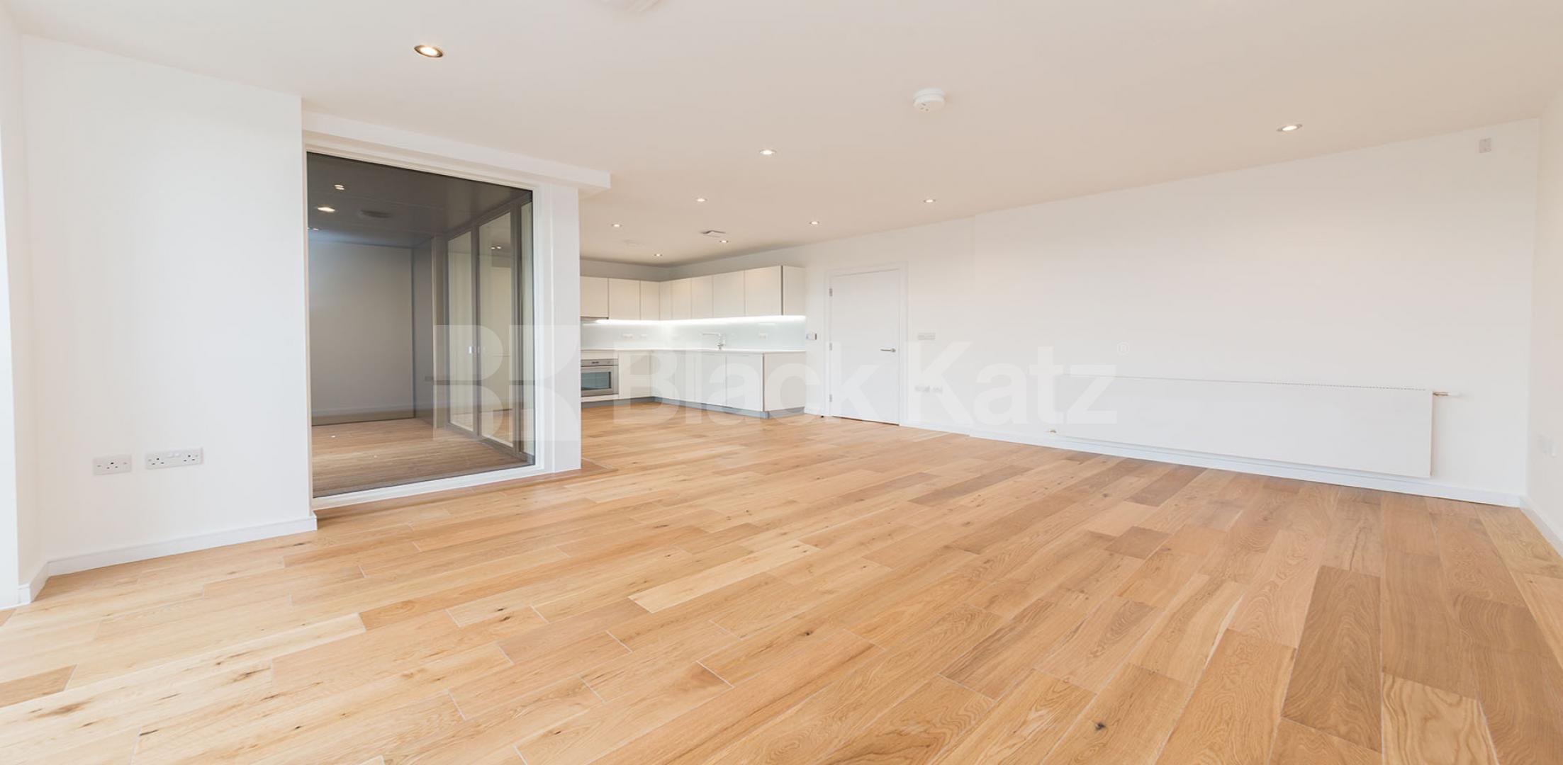 			NEW INSTRUCTION!, 2 Bedroom, 1 bath, 1 reception Apartment			 MURRAIN ROAD, FINSBURY PARK